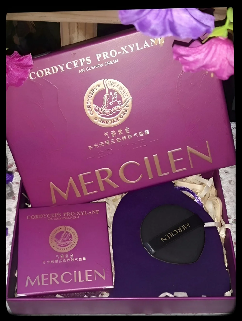 🆕FLAWLESS BB CREAM TRI~COLOR AIR CUSHION FOUNDATION WITH SPONGE (2 BB CREAMS)
